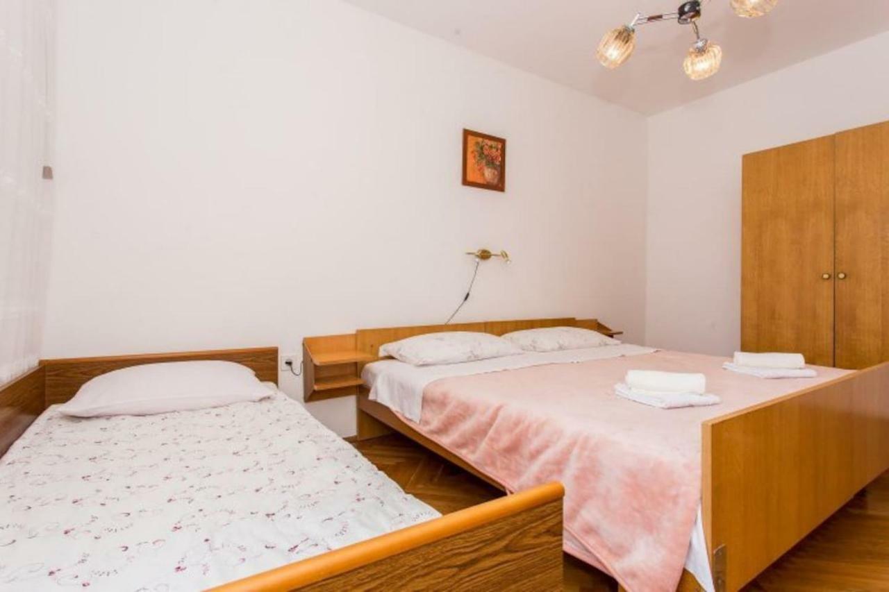 Apartman Morozin Šilo Exterior foto